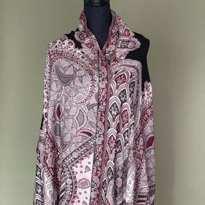 ⭐️ Red & black & white colored pashmina style scarf with fringe